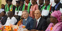 Les premiers diplômés de médecine familiale en Afrique francophone