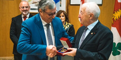 Le professeur émérite Sami Aoun reçoit la médaille du Lieutenant-gouverneur du Québec pour mérite exceptionnel