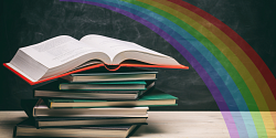 LGBTQ+ UdeS ouvre son club de lecture!
