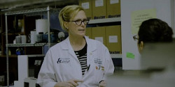 La Société canadienne de chimie souligne l’apport remarquable de Brigitte Guérin au secteur de la chimie