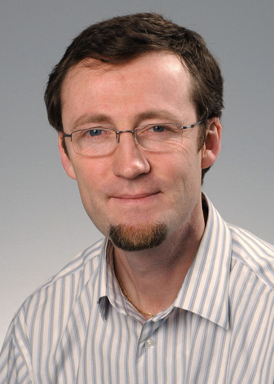 Le professeur &Eacute;ric Marsault