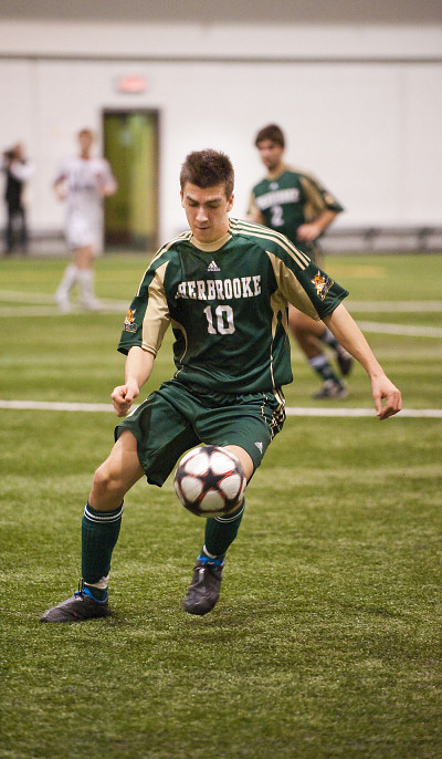 Adam Fr&eacute;geau a marqu&eacute; son deuxi&egrave;me filet en autant de rencontres, dimanche face aux Citadins de l'UQAM.