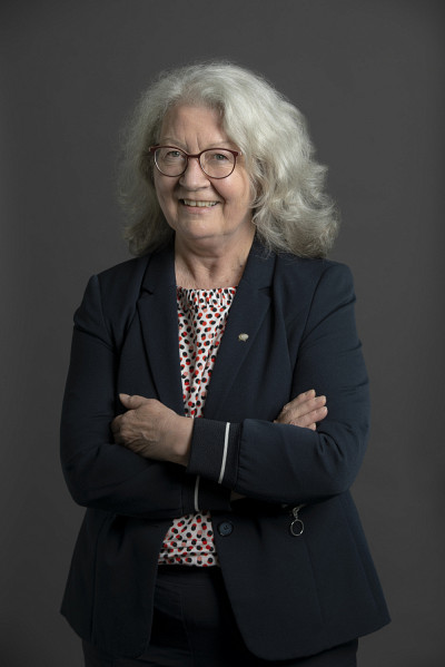 Madame Claire Deschênes, docteure d'honneur de la Faculté de génie 2019 et récipiendaire du Prix du Québec Lionel-Boulet 2020.