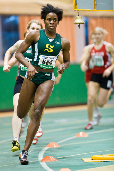 Nana Momoh, &agrave; droite, a prouv&eacute; qu'elle sera &agrave; surveiller dans deux semaines au championnat de la FQSE.