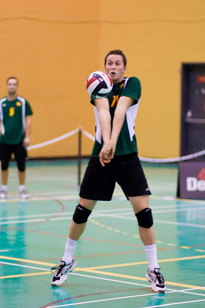 L'attaquant Maxime Claessens-Rivest a connu un bon match avec 10&nbsp;attaques marquantes et 4&nbsp;défensives.