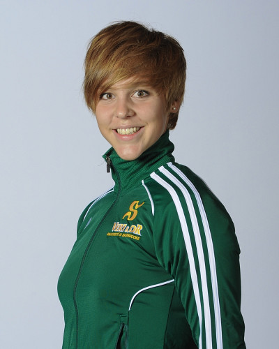 Isabelle Chaput a m&eacute;rit&eacute; deux m&eacute;dailles individuelles et une autre en relais en plus d'am&eacute;liorer un record d'&eacute;quipe, lors du Championnat de natation du RSEQ, la fin de semaine derni&egrave;re &agrave; Qu&eacute;bec.