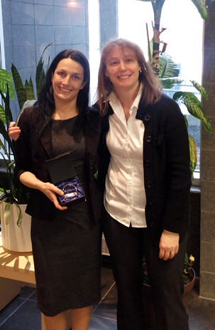 La nouvelle Dre Joannie Allaire en compagnie la Pre Nathalie Perreault .