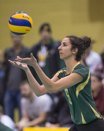 Kim Robitaille a fait ses adieux de belle fa&ccedil;on au Vert & Or et au volleyball universitaire vendredi dernier, au gymnase du Centre sportif de l'UdeS.