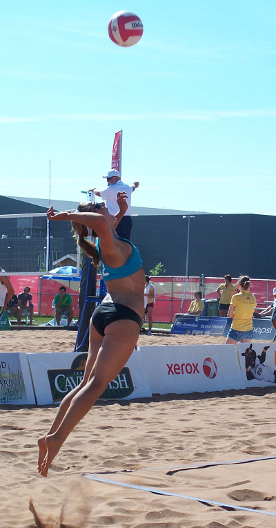 Catherine Martin a pris le 5e rang du tournoi de volleyball de plage, l’été dernier au Jeux du Canada.