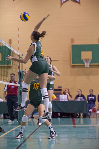 Roxane Hasseni a obtenu 37&nbsp;attaques marquantes en fin de semaine &agrave; l'Universit&eacute; McGill.