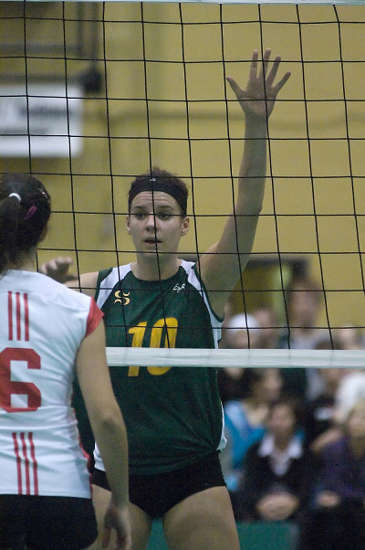 Malgr&eacute; le travail de Ren&eacute;e-Claude Chevarie, le Vert&nbsp;&&nbsp;Or n'a pas &eacute;t&eacute; en mesure de s'imposer face aux Martlets de McGill.