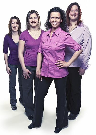 La directrice Joanne Deschênes à l'avant, et ses trois nouvelles employées du SIPSE-SIPSE depuis août 2011 : Marjorie Gosselin, Karine St-Pierre et Sarah Raîche-Rousseau