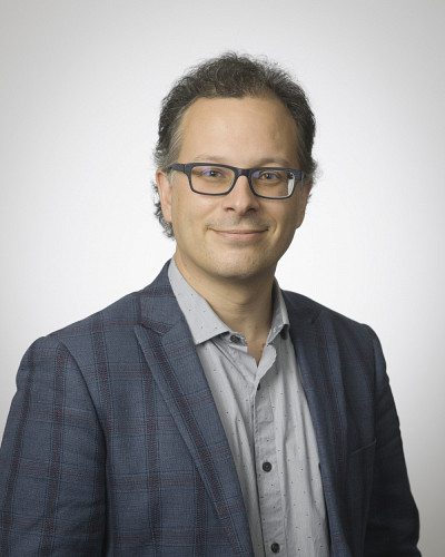 Le professeur Harold B&eacute;rub&eacute;, sp&eacute;cialiste de l'histoire urbaine, s'int&eacute;resse particuli&egrave;rement au rapport des &eacute;lites aux espaces urbains durant les 19e et 20e si&egrave;cles, particuli&egrave;rement sur l'utilisation de ces espaces comme outils de reproduction sociale et comme symboles de prestige et de pouvoir.