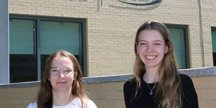 Félicitation à Marie-Sophie Lachanche qui obtient la bourse des IRSC au doctorat et Marike Ouellet celle à la maîtrise