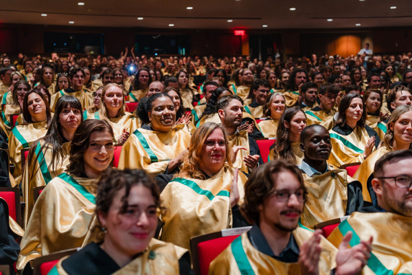 C&eacute;r&eacute;monie facultaire de la collation des grades