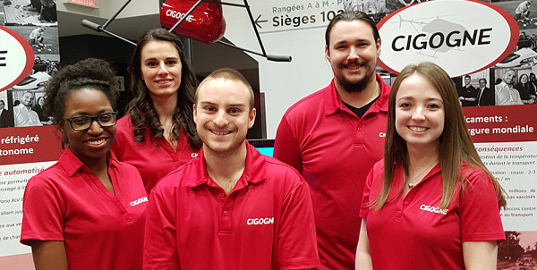 Des membres passionn&eacute;s forment l'&eacute;quipe de Cigogne Technologies et ont grandi &agrave; travers cette exp&eacute;rience entrepreneuriale.Photo d&rsquo;archives, prise avant l'entr&eacute;e en vigueur des mesures sociosanitaires actuelles.&nbsp;