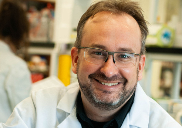 François-Michel Boisvert, directeur scientifique de l'IRCUS et professeur au département d’immunologie et biologie cellulaire de la Faculté de médecine et des sciences de la santé.