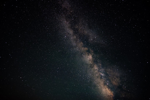 Un peu de quantique dans le big bang&hellip; une d&eacute;couverte a le potentiel de r&eacute;soudre un myst&egrave;re qui taraude les scientifiques depuis plus de 40&nbsp;ans : de quoi est faite la mati&egrave;re noire? (Janvier 2025)