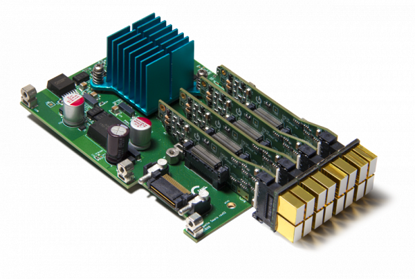 Les circuits &eacute;lectroniques sont l'&eacute;l&eacute;ment principal sur lequel oeuvre Caroline Paulin.