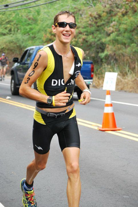 Les spectateurs ont motiv&eacute; le triathl&egrave;te jusqu&rsquo;&agrave; l&rsquo;arriv&eacute;e du marathon.