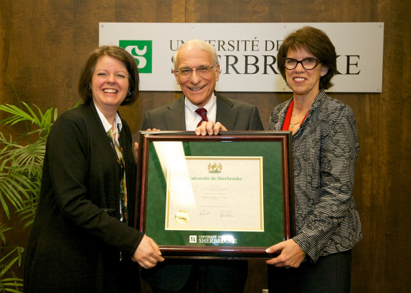 La vice-rectrice aux &eacute;tudes,&nbsp;Lucie Laflamme, Robert P. Kouri et la rectrice, Luce Samoisette