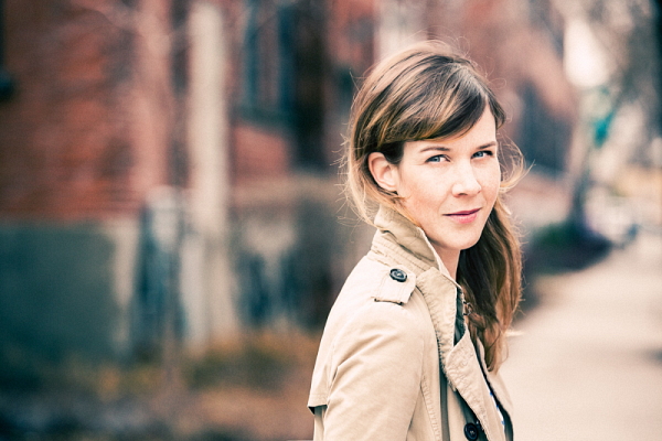 Sarah Rocheville, professeure au D&eacute;partement des lettres et communications de l'Universit&eacute; de Sherbrooke