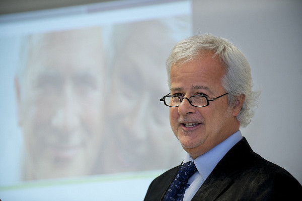 Le professeur Michel Tousignant