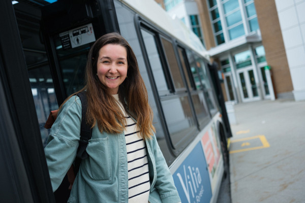 Pour Marianne Dallaire, l'autobus est un choix évident pour se déplacer au Campus principal.
