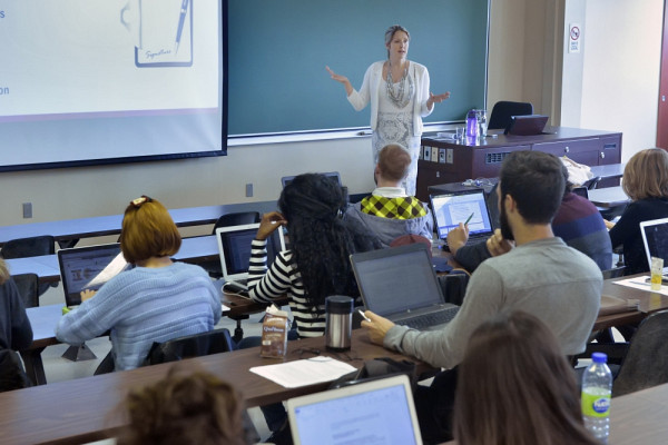 La conf&eacute;renci&egrave;re Sarah-&Egrave;ve Pelletier du Comit&eacute; olympique canadien.