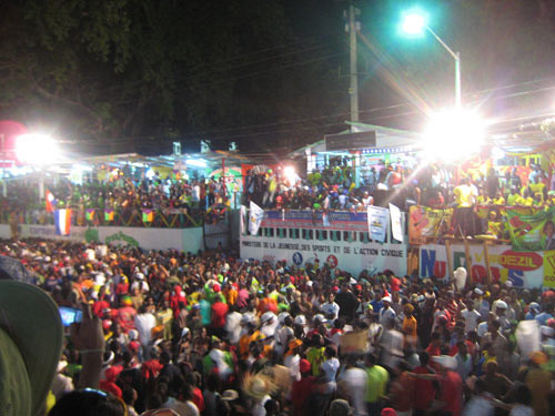 Le coeur &agrave; la f&ecirc;te au carnaval