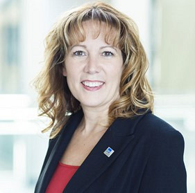 La professeure Anne Marinier (IRIC) gère le premier projet d'une série de douze composant le consortium Acuité Québec