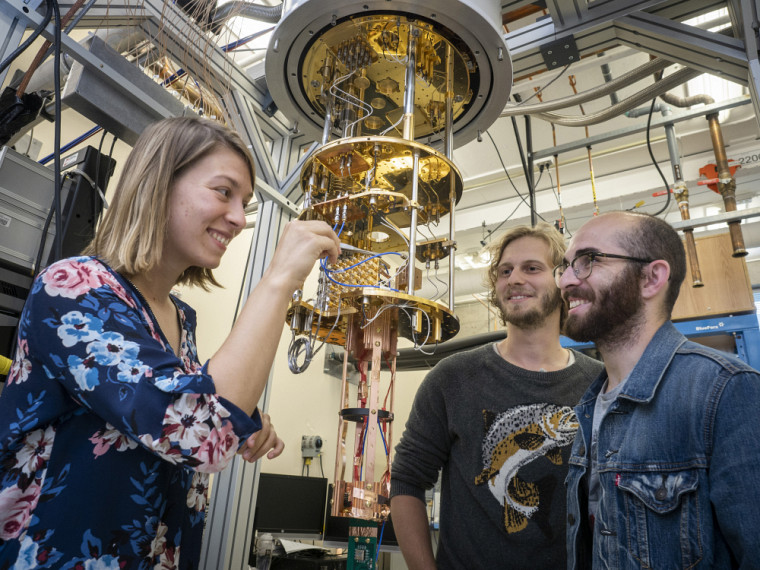 L'UdeS propose un tout nouveau programme de baccalauréat en sciences quantiques qui accueillera ses premières personnes étudiantes dès l’automne 2022