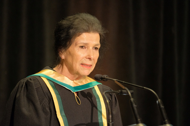 La nouvelle docteure d’honneur de la Faculté des lettres et sciences humaines a pris la parole dans un moment empreint de respect et d'humilité.