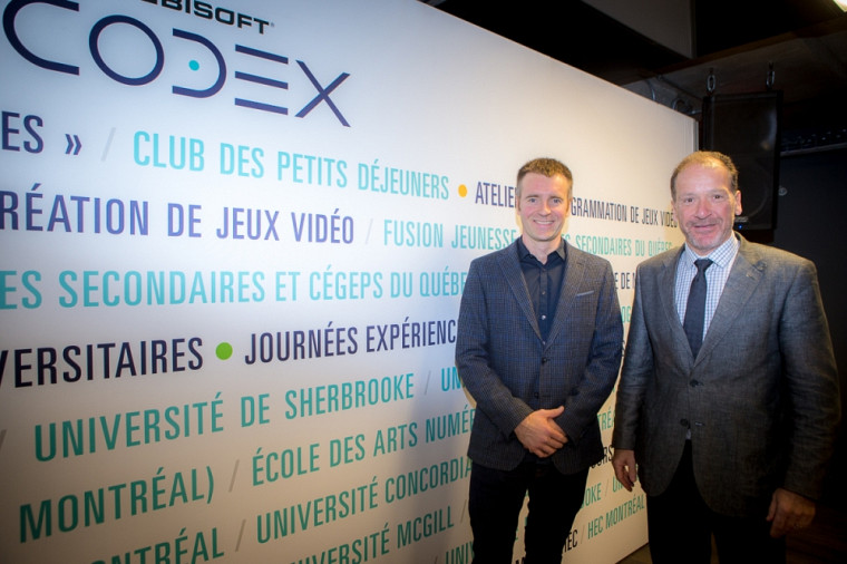 M. Yannis Mallat, président-directeur général d’Ubisoft Montréal – Toronto, accompagné de M. Luc Raîche, directeur du développement à la Faculté des sciences de l’Université de Sherbrooke.