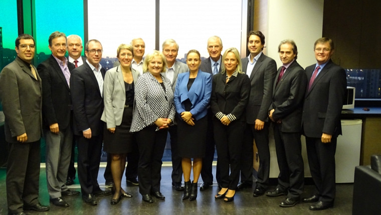 Les membres du comité d'orientation du nouveau Pôle d'intelligence d'entreprise (PIE) du Centre Laurent Beaudoin.