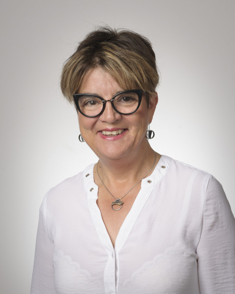 En 2018, Pre Carole Beaulieu est devenue la première femme a occuper le poste de doyenne de la Faculté des sciences. Son 2e mandat est renouvelé.