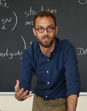 Le professeur David Koussens.