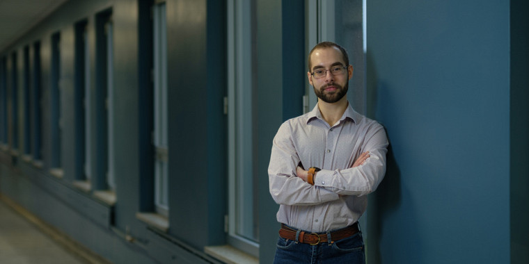 Raphaël Robidas, étudiant au doctorat en chimie, récipiendaire d'une bourse Vanier 2022.