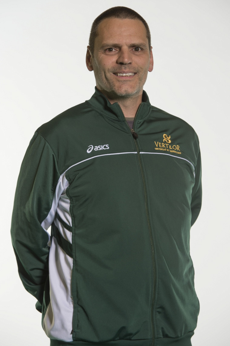 L'entraîneur-chef de la formation masculine de volleyball Vert & Or, Marc Lussier.