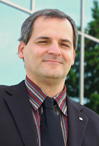 Le vice-recteur à l'administration et au développement durable, Alain Webster.
