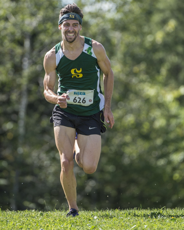 Le médaillé d'argent du 8 km masculin: Marc-André Raiche, du Vert & Or.