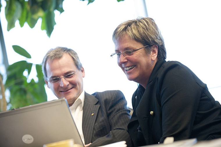 Le vice-recteur Alain Webster et la vice-rectrice Joanne Roch.