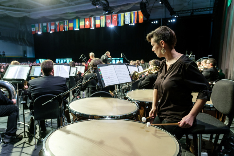 L'Orchestre à vents de Sherbrooke, qui regroupe plusieurs étudiantes et étudiants de l’École de musique de l’UdeS, lors de l'Hymne de la collation des grades.