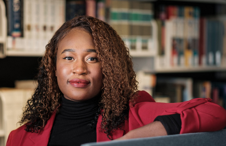 Djeinabou Barry, étudiante au baccalauréat en droit et initiatrice du chapitre sherbrookois de l'Association des étudiants noirs en droit – UdeS.