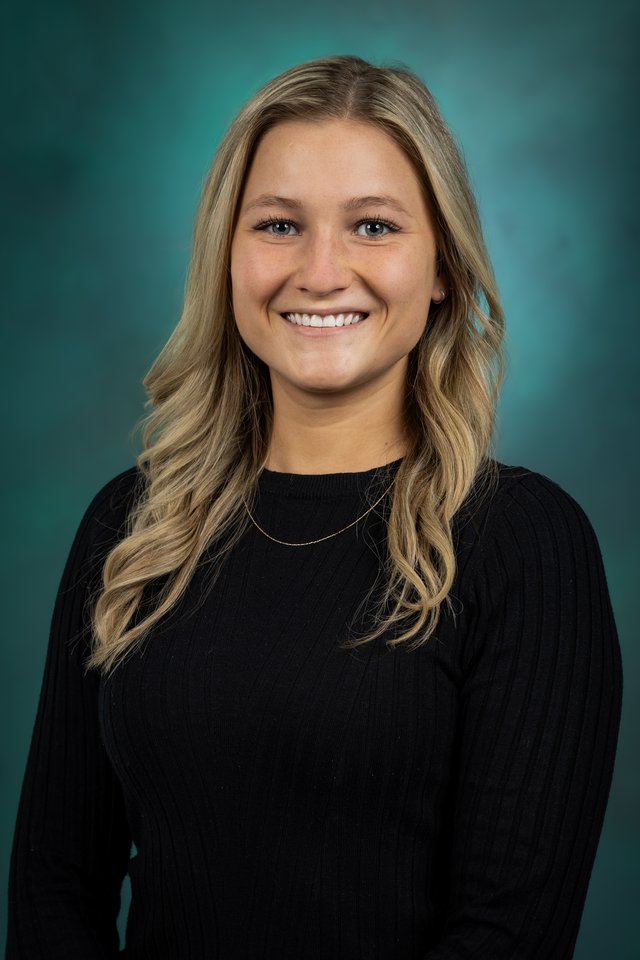 Julianne Caron-Safar