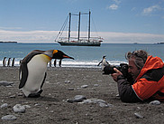 Entre la sortie de son ouvrage, Mission Antarctique, le livre, et de son film, <em>Le dernier continent</em>, Jean Lemire sera de passage à Sherbrooke pour recevoir son titre de Grand Ambassadeur&nbsp;2007.