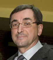 Le professeur Gilles N. Larin.