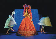 La production Chut! de la compagnie Bouge de là constitue une merveilleuse initiation à la danse pour les tout-petits.