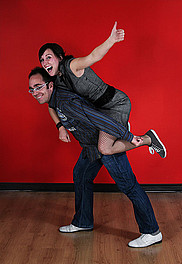 Dany et sa partenaire de danse Geneviève veulent faire connaître le swing.